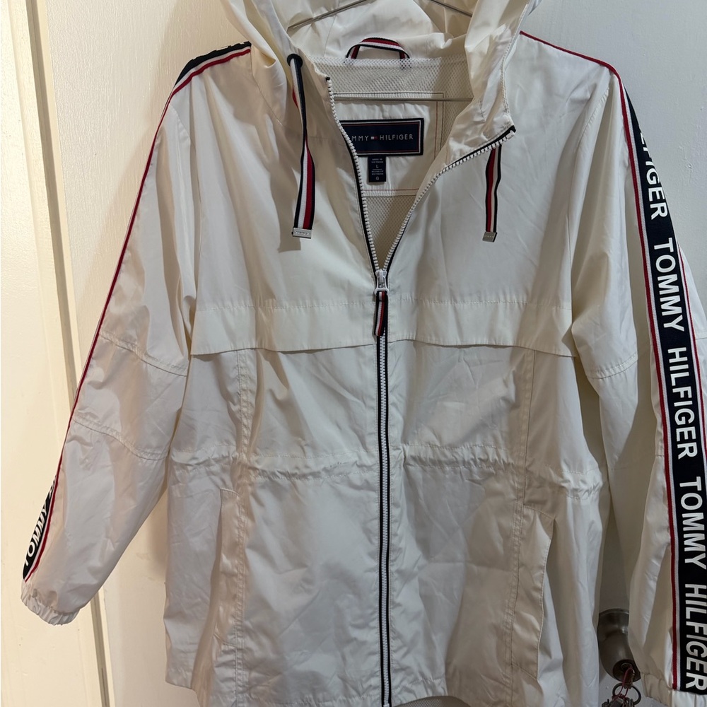 Tommy Hilfiger White Hooded Bomber Jacket with Logo Tape unisex jacket